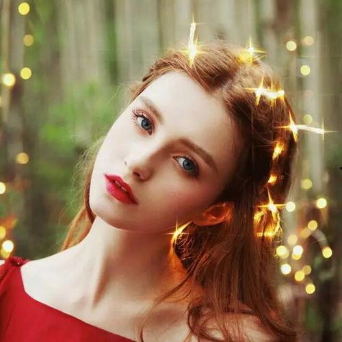 欧美三岁女孩图片,童趣盎然，笑靥如花